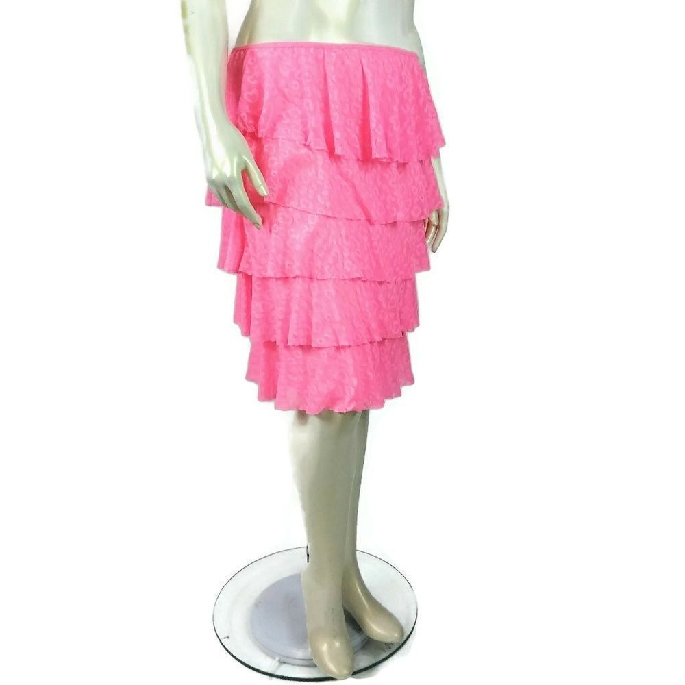 VICTORIS SECRET Pink Layer Beach Skirt Sz Medium